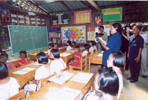 Her Royal Highness visit Community Learning Centre in Omkoi district